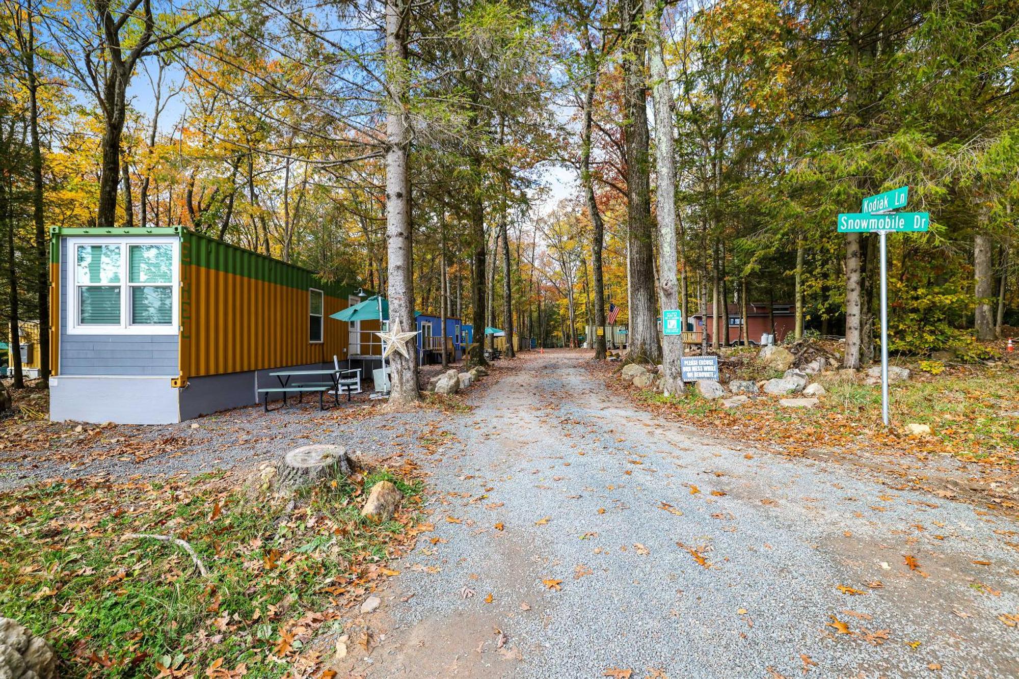 Camptel Poconos Lodging Albrightsville 外观 照片