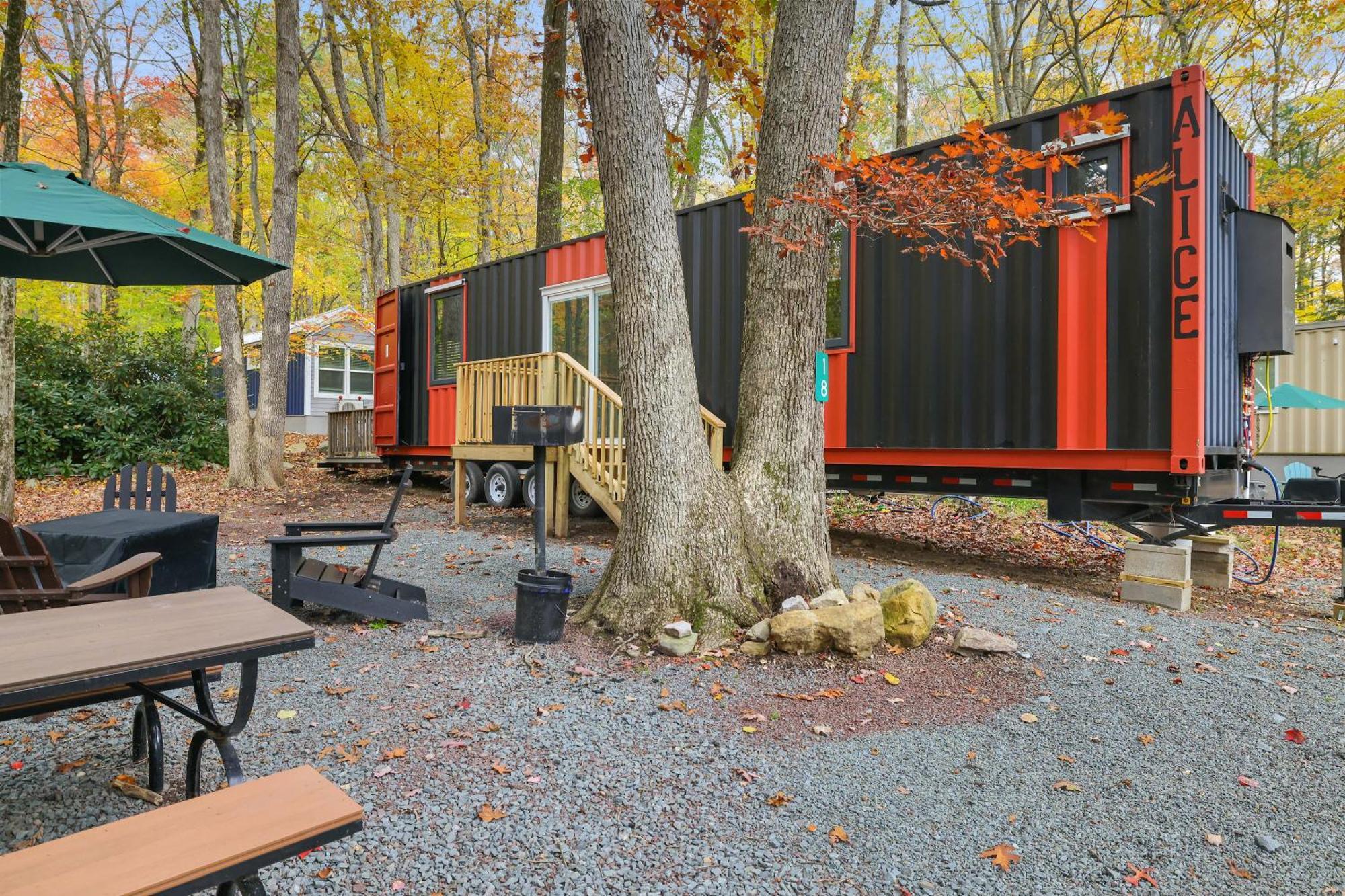 Camptel Poconos Lodging Albrightsville 外观 照片